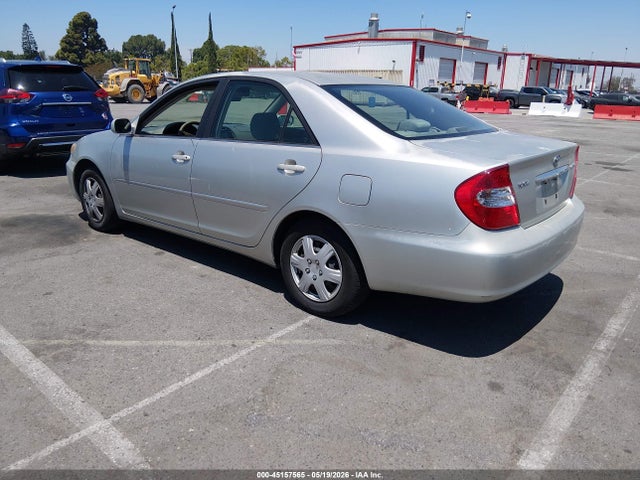 Toyota Camry Le