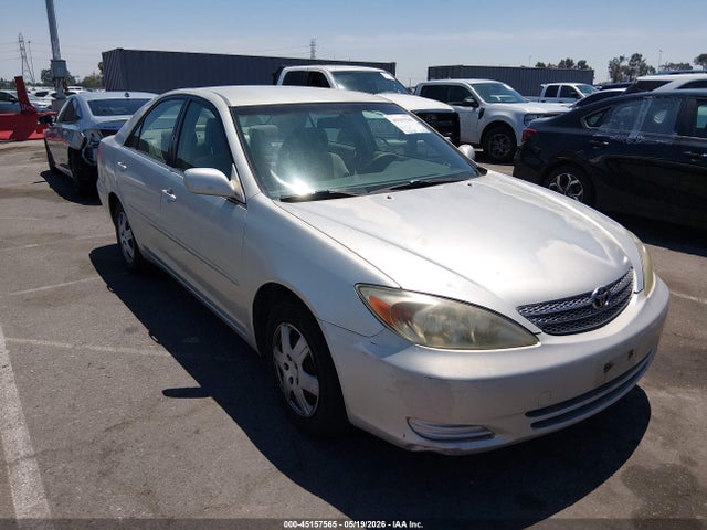 Toyota Camry Le