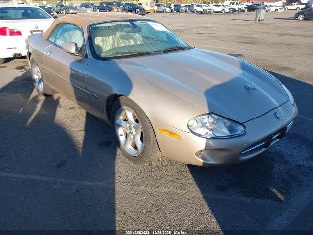 Jaguar Xk8