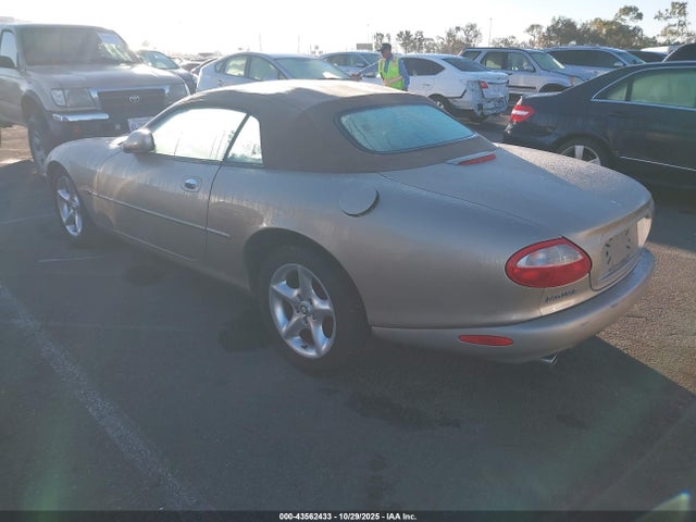 Jaguar Xk8