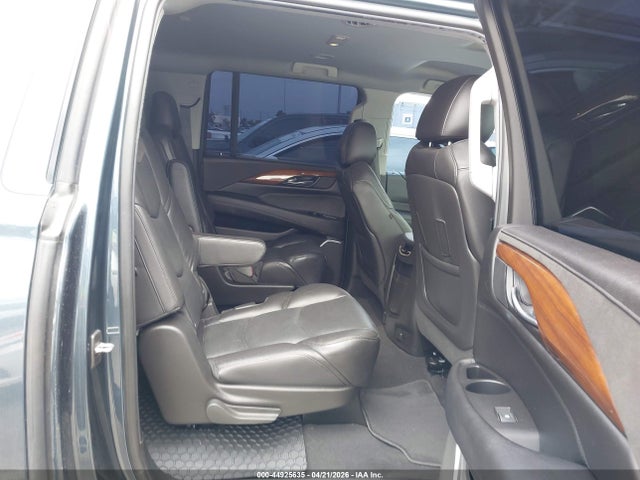 Cadillac Escalade 2wd