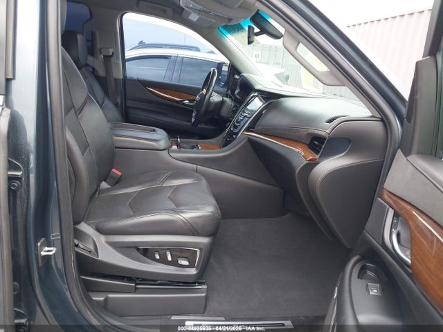 Cadillac Escalade 2wd