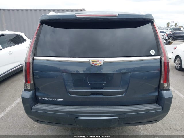 Cadillac Escalade 2wd
