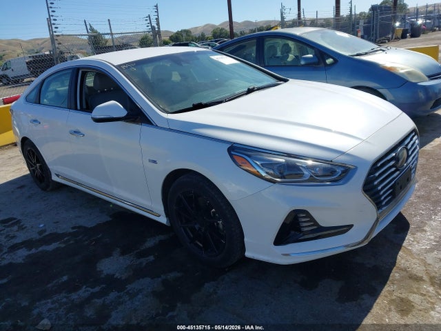 Salvage Hyundai SONATA Image