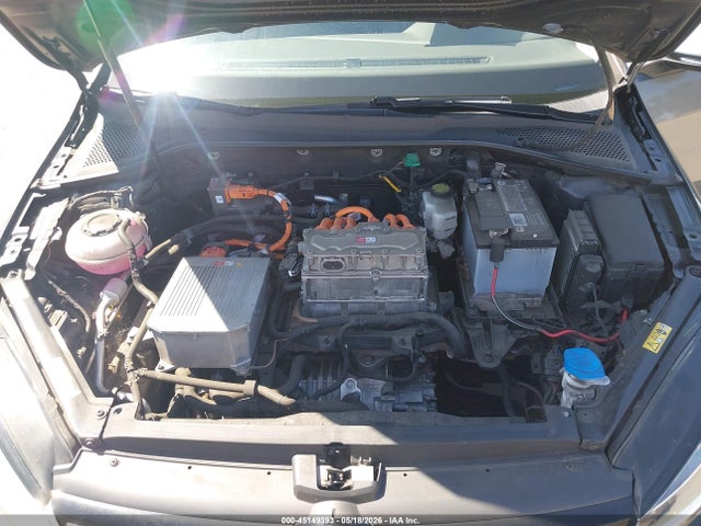 Volkswagen e-Golf Se