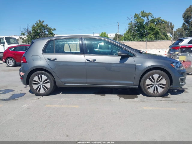 Volkswagen e-Golf Se