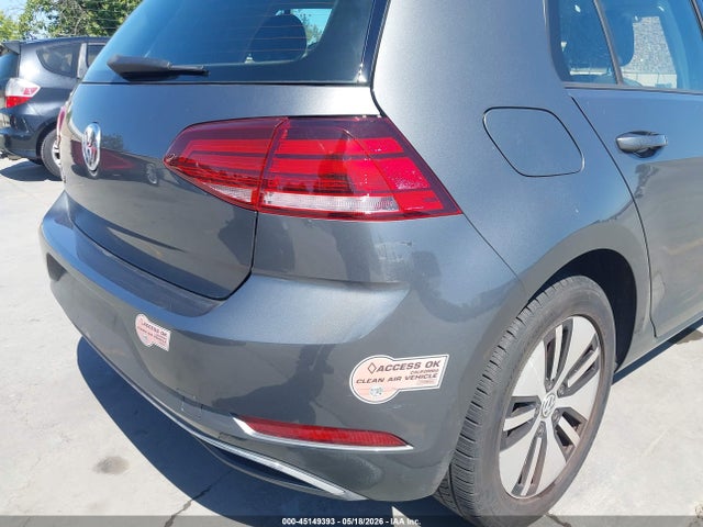 Volkswagen e-Golf Se