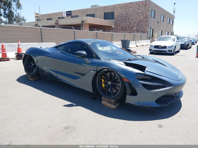 Salvage McLaren 720S Image