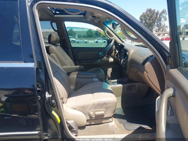 Toyota Sequoia Limited V8