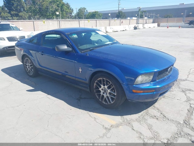 Salvage Ford Mustang Image