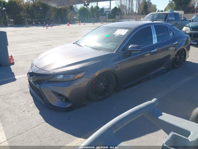 Toyota Camry Se