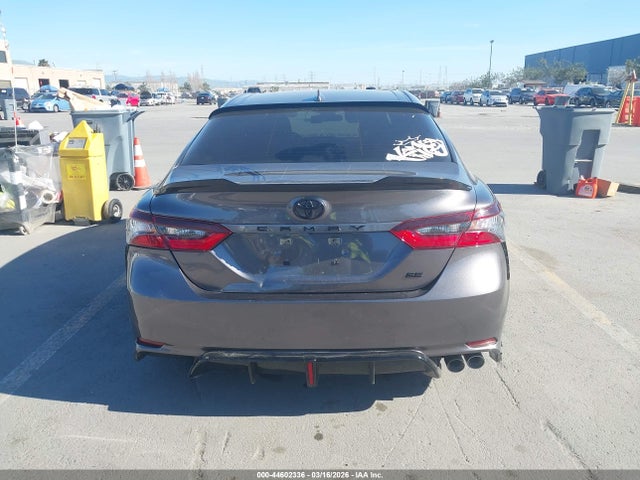 Toyota Camry Se