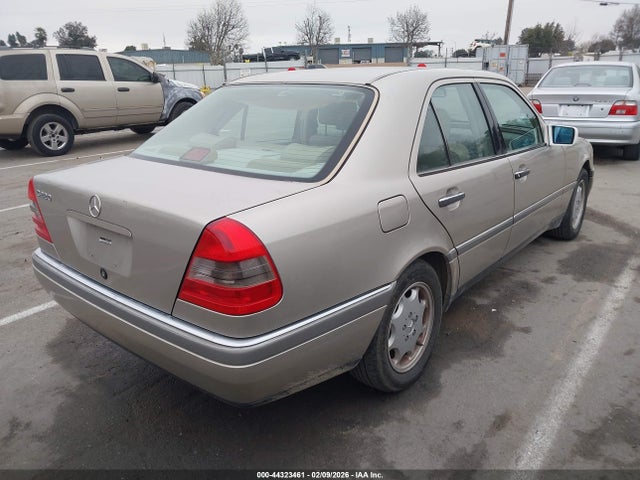 Mercedes-Benz C-Class 220