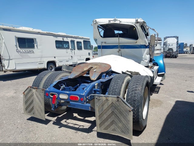 Peterbilt 389