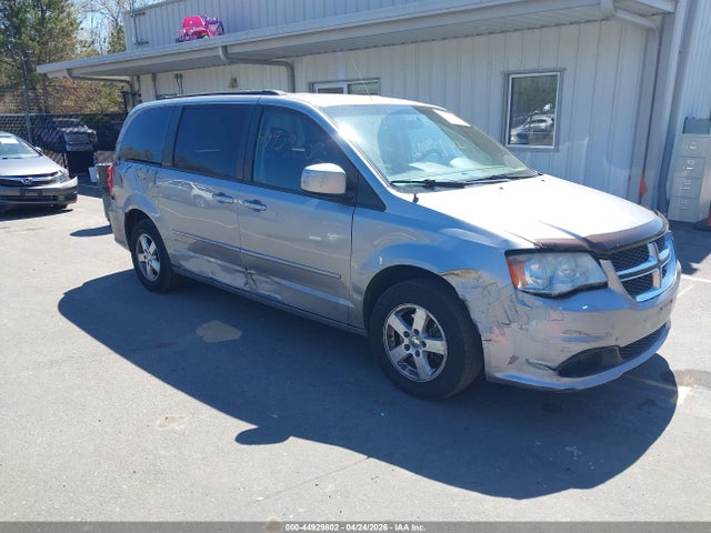 Salvage Dodge Grand Caravan Image