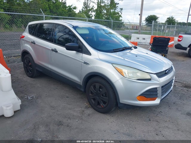 Salvage Ford Escape Image