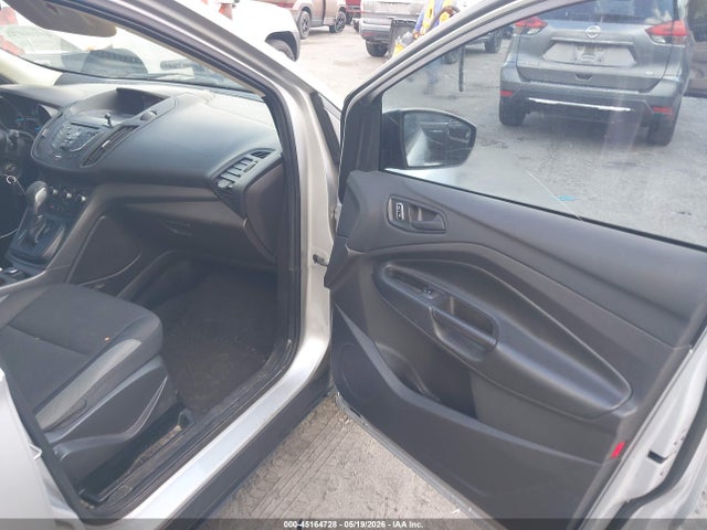Ford Escape S