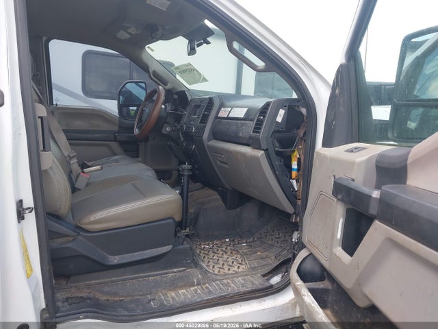 Ford F-350 Xl