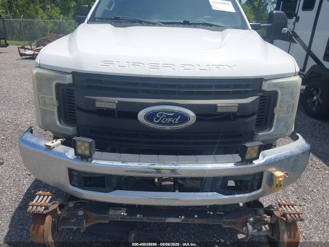 Ford F-350 Xl