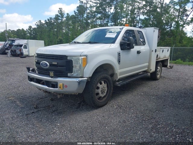 Ford F-350 Xl
