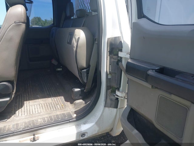 Ford F-350 Xl