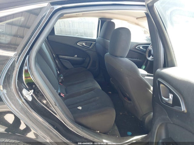 Chrysler 200 Limited