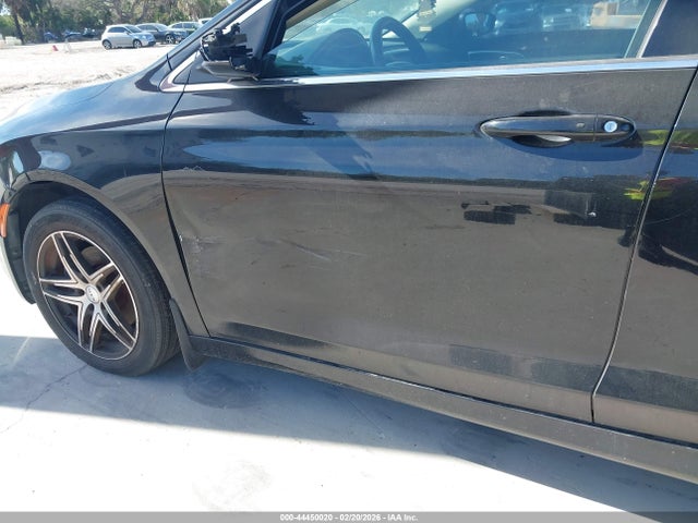 Chrysler 200 Limited