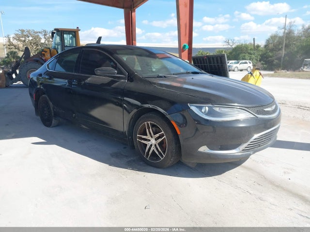 Salvage Chrysler 200 Image