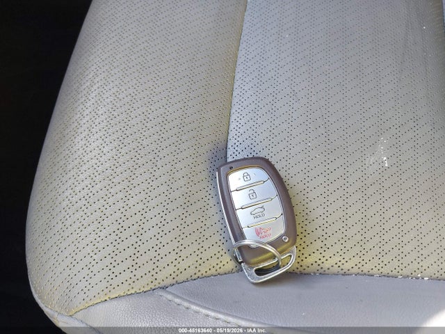 Hyundai ELANTRA Limited