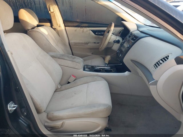 Nissan Altima 2.5 Sv
