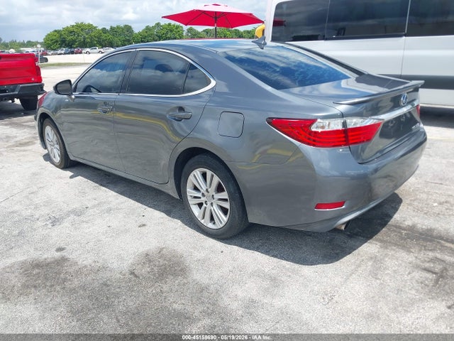 Lexus Es