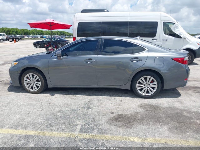 Lexus Es