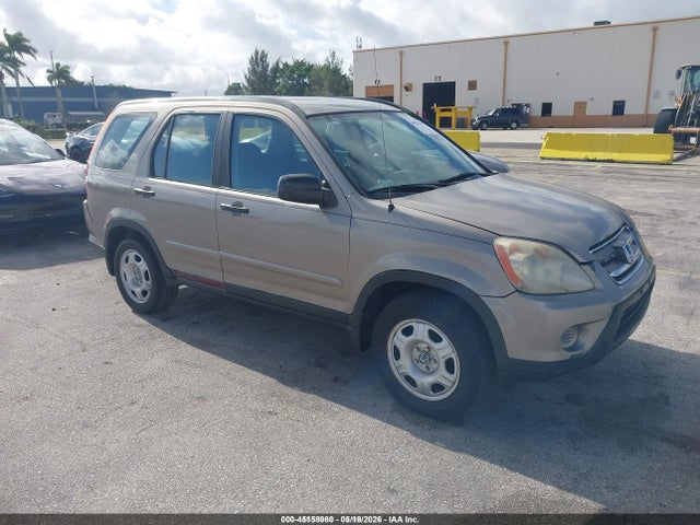 Salvage Honda CR-V Image