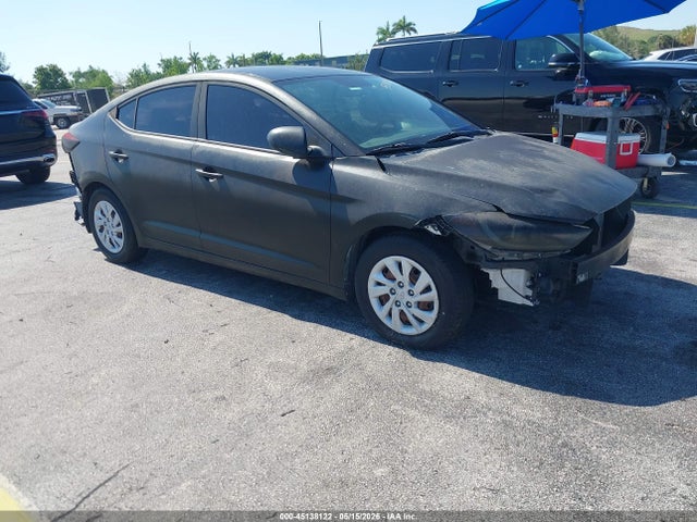 Salvage Hyundai ELANTRA Image