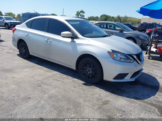Salvage Nissan Sentra Image