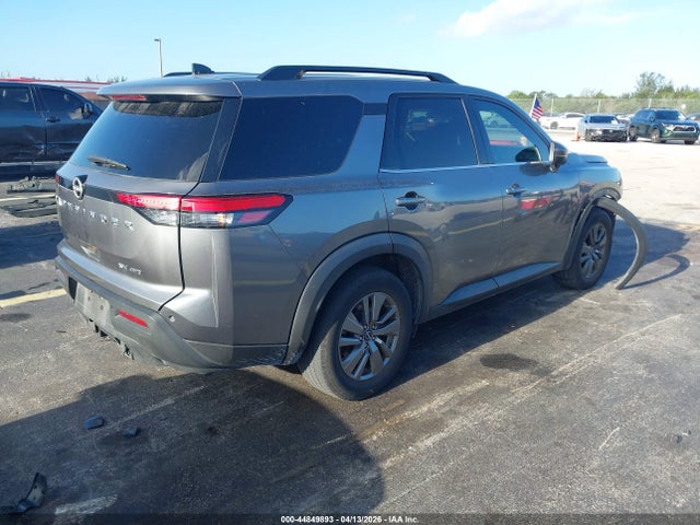 Nissan Pathfinder Sv 4wd