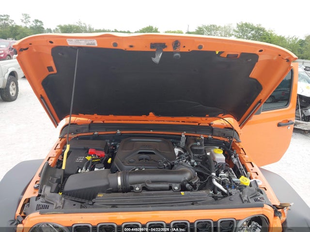 Jeep Wrangler 4-door Summit 4x4