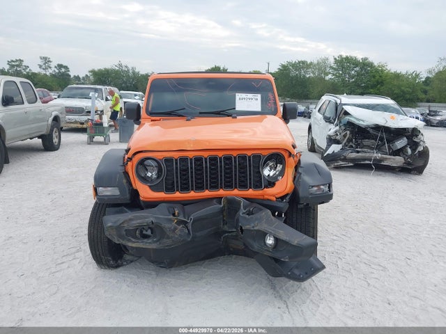Jeep Wrangler 4-door Summit 4x4