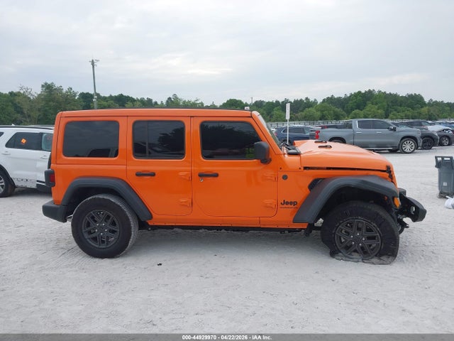 Jeep Wrangler 4-door Summit 4x4