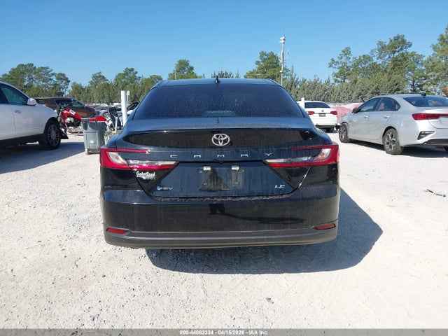 Toyota Camry Le