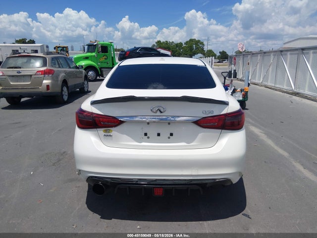 INFINITI Q50 3.0t Luxe