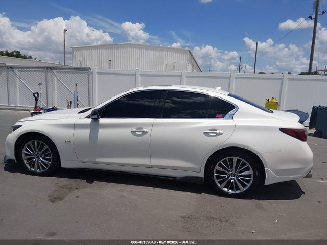 INFINITI Q50 3.0t Luxe