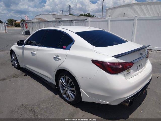 INFINITI Q50 3.0t Luxe