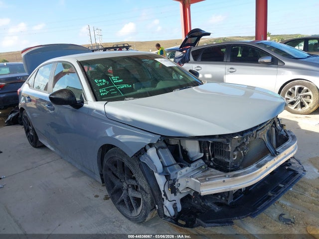 Salvage Honda Civic Image
