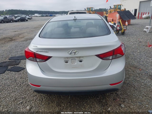 Hyundai ELANTRA Se