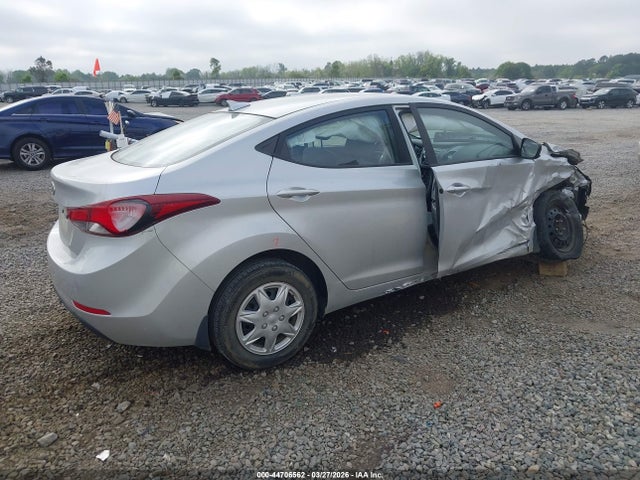 Hyundai ELANTRA Se