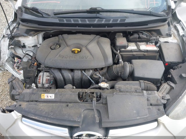 Hyundai ELANTRA Se