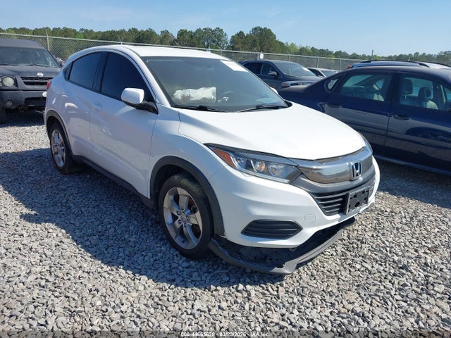 Salvage Honda HR-V Image