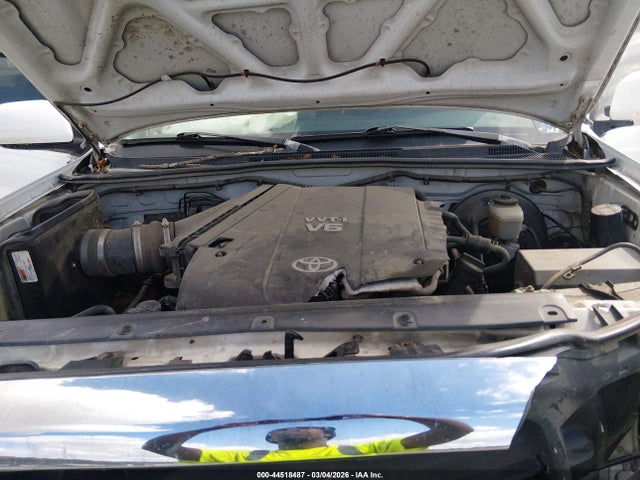 Toyota Tacoma Prerunner V6