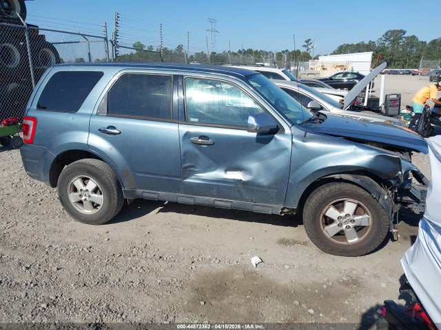 Salvage Ford Escape Image